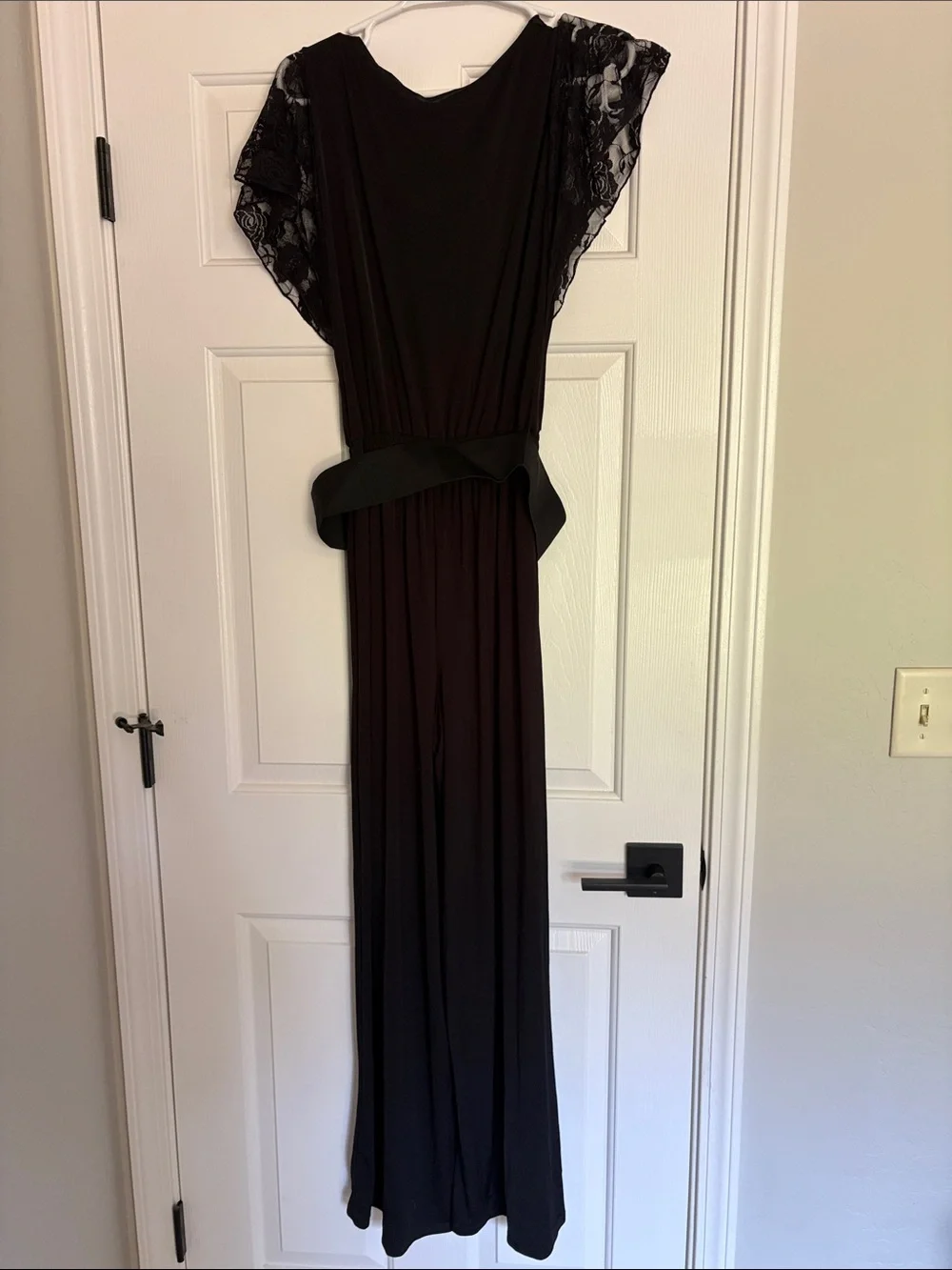 AGB size Medium Black Lace-Sleeve Maxi Pantsuit with Belt - Picture 5 of 7